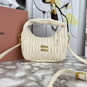 MIU MIU