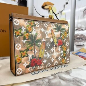 louis vuitton  (𝙘𝙡𝙪𝙩𝙘𝙝)