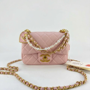 CHANEL 